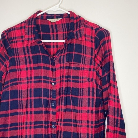 Lucky Brand Red Plaid Cuffed Collared Button Up Top Size Small - Picture 4 of 8